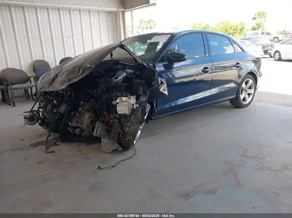 WAUAUGFF1H1058697 2017 AUDI A3 - Image 2