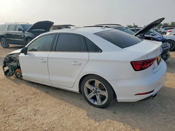 WAUAUGFF1J1062531 2018 AUDI A3 - Image 2