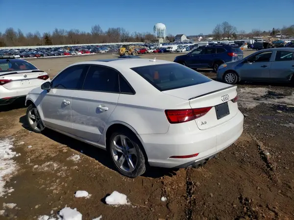 WAUAUGFF1J1078471 2018 AUDI A3 - Image 2