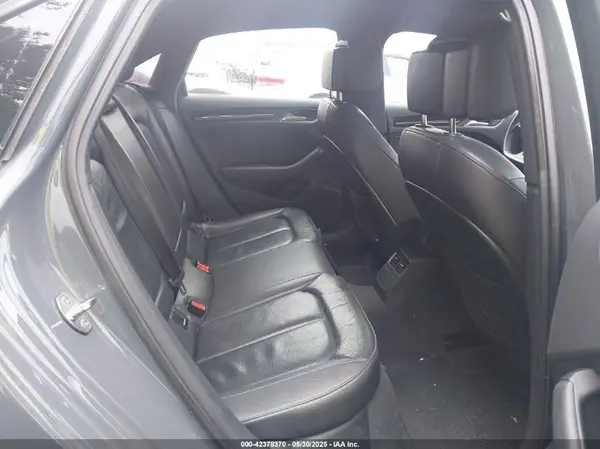 WAUAUGFF2H1025689 2017 AUDI A3 - Image 8
