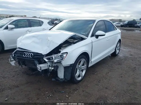 WAUAUGFF2H1045330 2017 AUDI A3 - Image 2