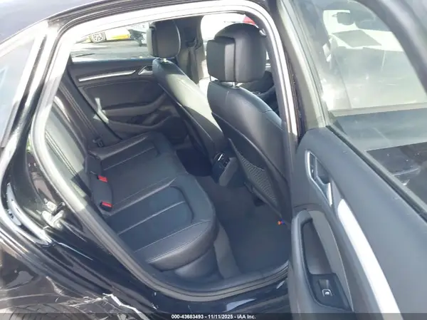 WAUAUGFF2H1052584 2017 AUDI A3 - Image 8