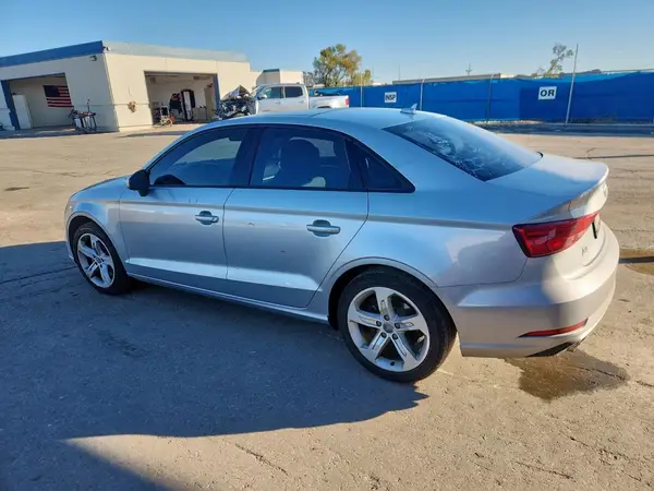 WAUAUGFF2H1053475 2017 AUDI A3 - Image 2