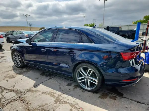 WAUAUGFF2J1023351 2018 AUDI A3 - Image 2