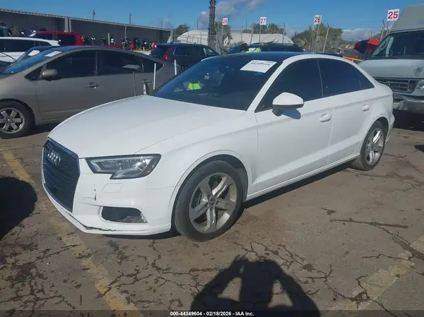 WAUAUGFF2J1033099 2018 AUDI A3 - Image 2