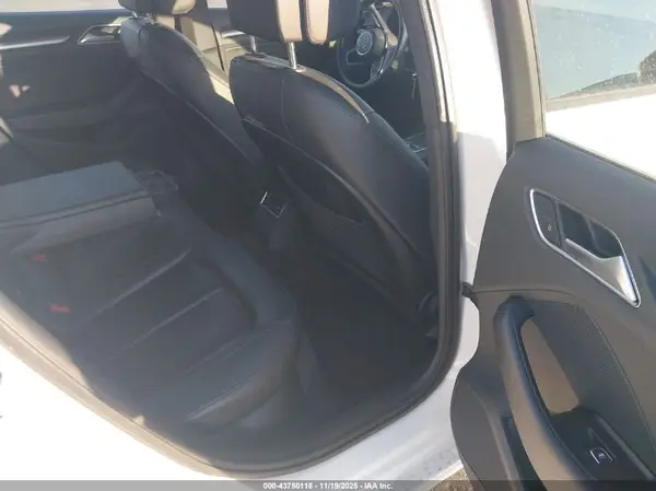 WAUAUGFF3H1030674 2017 AUDI A3 - Image 8