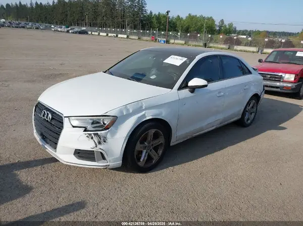 WAUAUGFF3H1037902 2017 AUDI A3 - Image 2