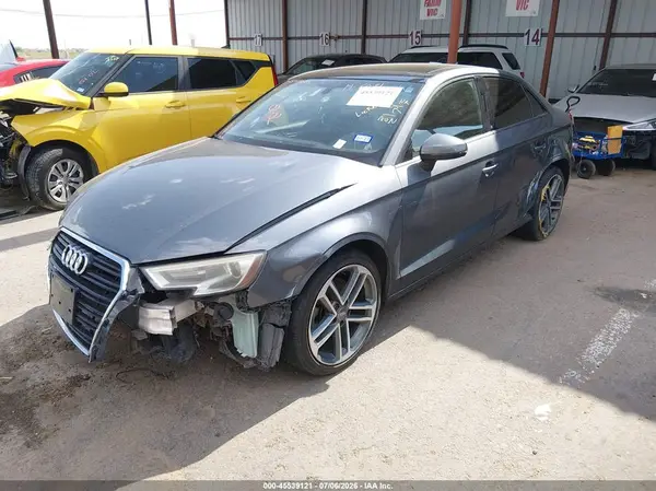 WAUAUGFF3H1045014 2017 AUDI A3 - Image 2
