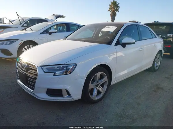 WAUAUGFF4H1025189 2017 AUDI A3 - Image 2