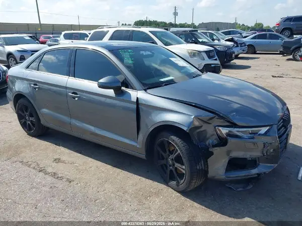 WAUAUGFF4H1032580 2017 AUDI A3 - Image 1