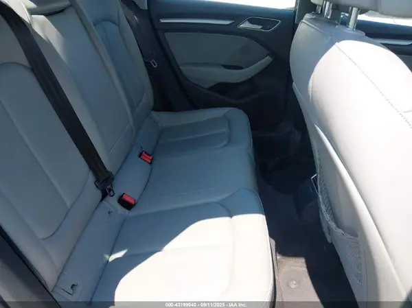 WAUAUGFF4H1041652 2017 AUDI A3 - Image 8