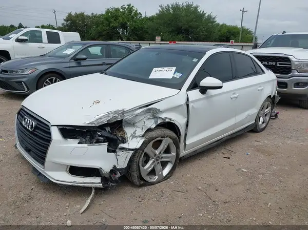 WAUAUGFF4H1067300 2017 AUDI A3 - Image 2