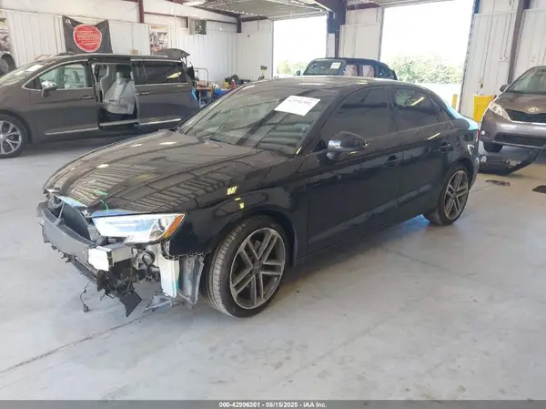 WAUAUGFF4J1005434 2018 AUDI A3 - Image 2