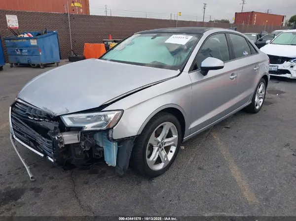 WAUAUGFF4J1022122 2018 AUDI A3 - Image 2