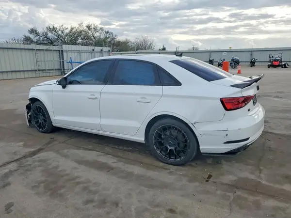 WAUAUGFF4J1040443 2018 AUDI A3 - Image 2