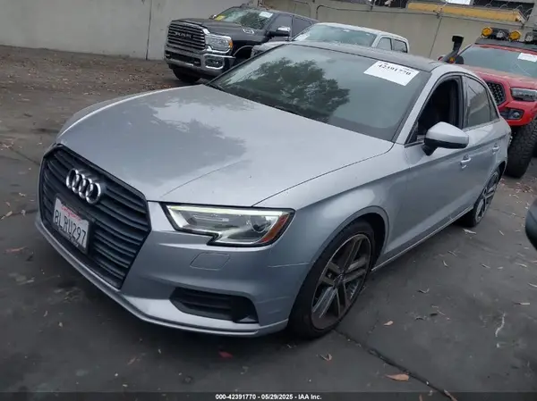 WAUAUGFF4KA098943 2019 AUDI A3 - Image 2