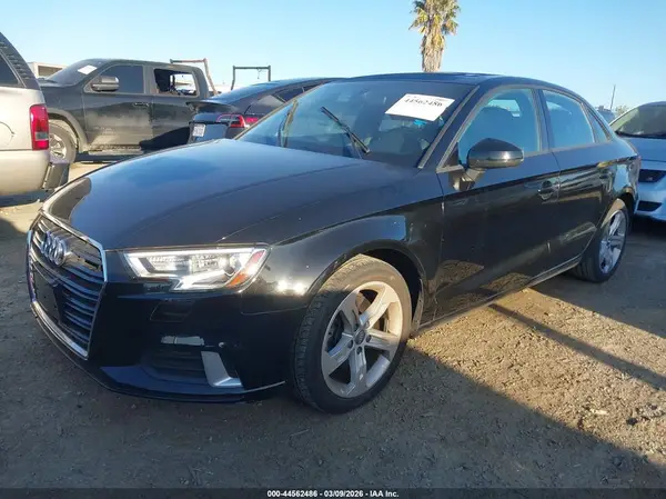 WAUAUGFF5H1033169 2017 AUDI A3 - Image 2
