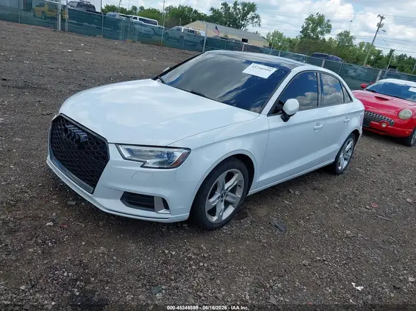 WAUAUGFF5H1062932 2017 AUDI A3 - Image 2