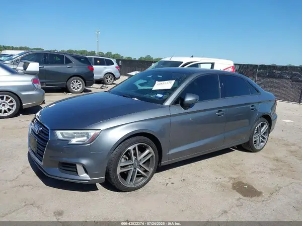 WAUAUGFF5J1044811 2018 AUDI A3 - Image 2