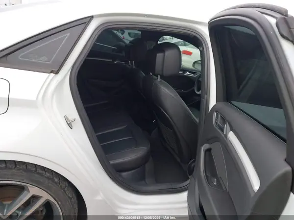 WAUAUGFF5J1083804 2018 AUDI A3 - Image 8