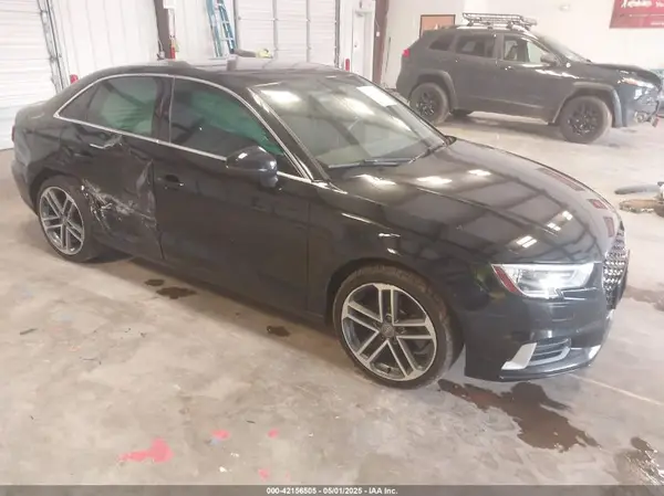 WAUAUGFF5K1010952 2019 AUDI A3 - Image 1