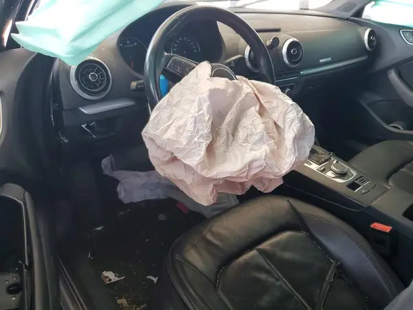WAUAUGFF6H1028028 2017 AUDI A3 - Image 8