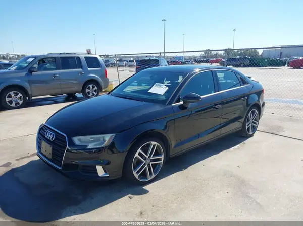WAUAUGFF6H1029521 2017 AUDI A3 - Image 2