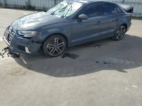 WAUAUGFF6H1036520 2017 AUDI A3 - Image 1