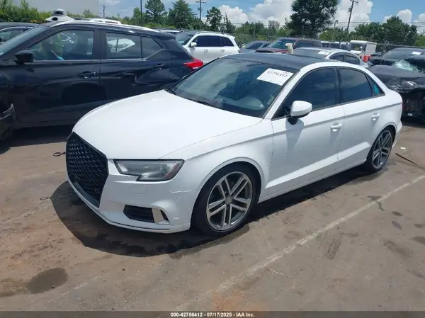 WAUAUGFF6H1042625 2017 AUDI A3 - Image 2