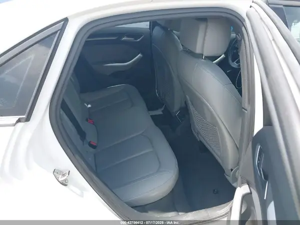 WAUAUGFF6H1042625 2017 AUDI A3 - Image 8