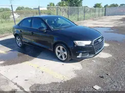 WAUAUGFF6H1044312 2017 AUDI A3
