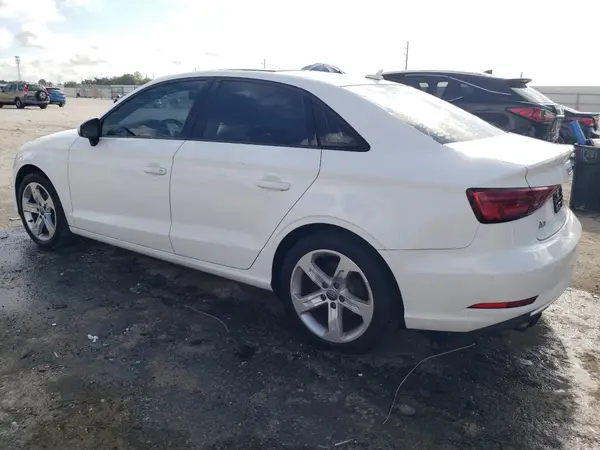 WAUAUGFF6H1045038 2017 AUDI A3 - Image 2