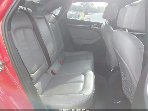 WAUAUGFF6H1066097 2017 AUDI A3 - Image 8
