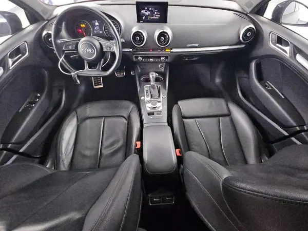 WAUAUGFF7J1042400 2018 AUDI A3 - Image 8