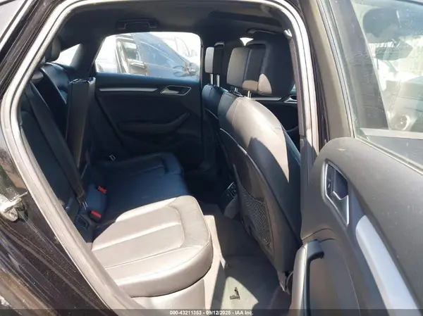WAUAUGFF7J1072304 2018 AUDI A3 - Image 8