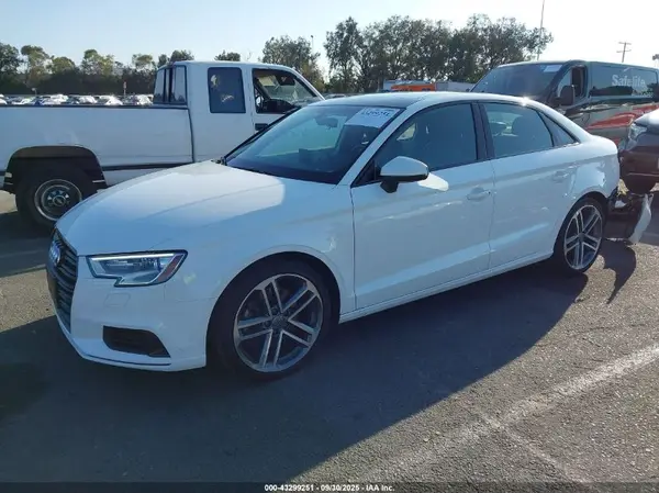 WAUAUGFF7KA097687 2019 AUDI A3 - Image 2