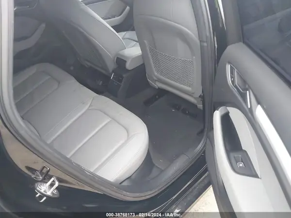 WAUAUGFF8H1026104 2017 AUDI A3 - Image 8