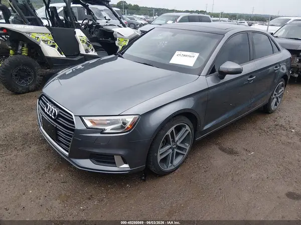 WAUAUGFF8J1022284 2018 AUDI A3 - Image 2