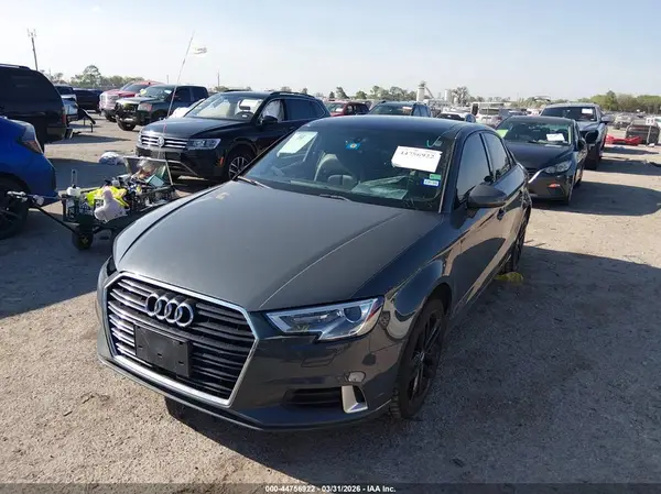 WAUAUGFF8J1040350 2018 AUDI A3 - Image 2