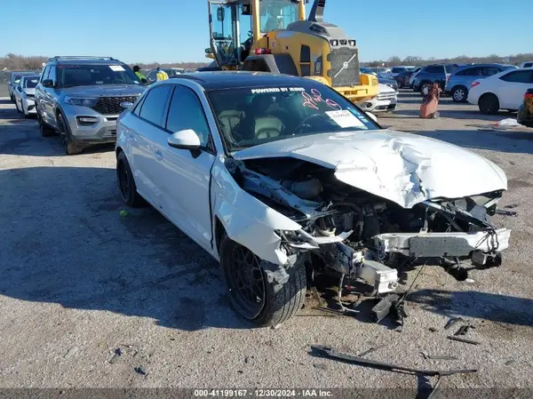WAUAUGFF8J1041854 2018 AUDI A3 - Image 1