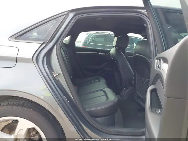WAUAUGFF8J1053440 2018 AUDI A3 - Image 8