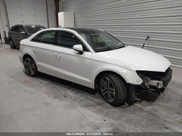 WAUAUGFF8K1013893 2019 AUDI A3 - Image 1