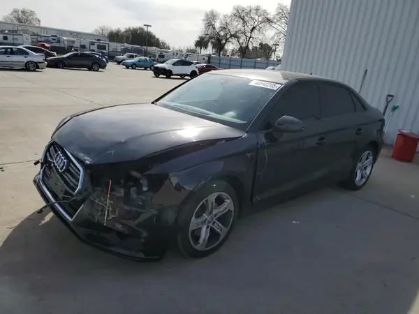 WAUAUGFF9H1050072 2017 AUDI A3 - Image 1