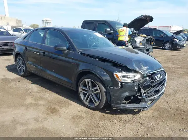 WAUAUGFF9J1015540 2018 AUDI A3 - Image 1