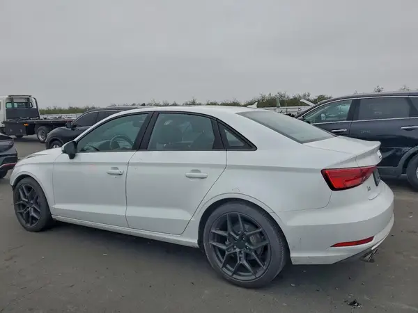 WAUAUGFF9J1015781 2018 AUDI A3 - Image 2