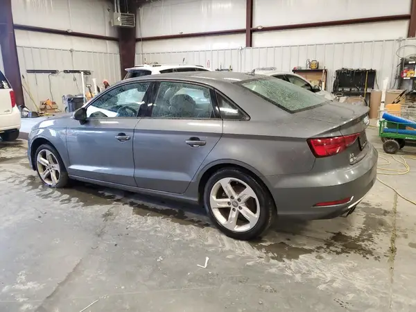 WAUAUGFF9J1048490 2018 AUDI A3 - Image 2