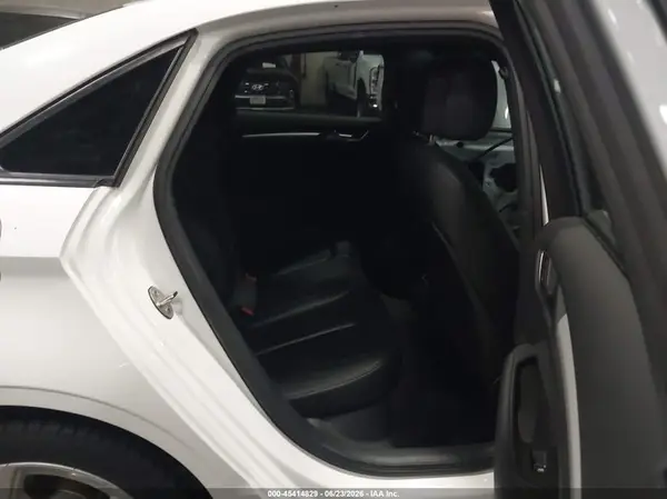 WAUAUGFF9K1010825 2019 AUDI A3 - Image 8