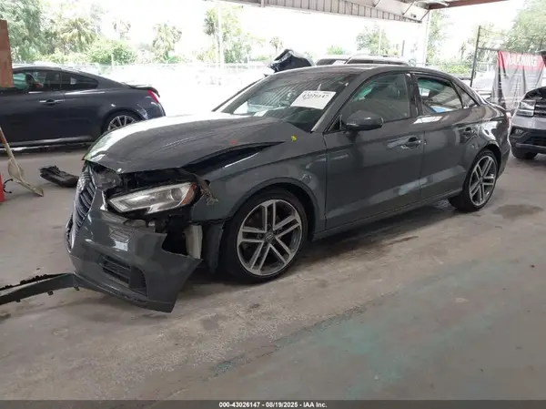 WAUAUGFF9KA085976 2019 AUDI A3 - Image 2