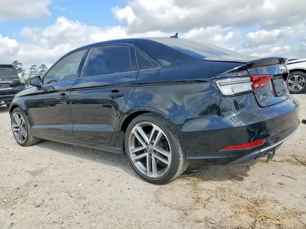 WAUAUGFFXH1039520 2017 AUDI A3 - Image 2