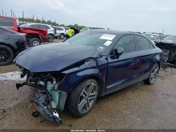 WAUAUGFFXH1042708 2017 AUDI A3 - Image 2